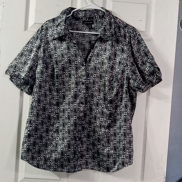 Lane Bryant Tops - Lane Bryant ladie's blouse